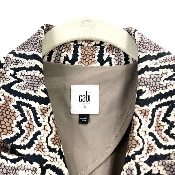 CAbi #3733 Python Blazer Snake Print Tan Gray Jacket Sz 6 - Picture 4 of 10